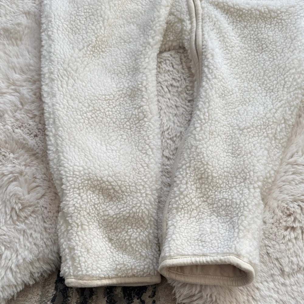 GAP 18-24mos Cream Sherpa Baby Hoodie with Ears